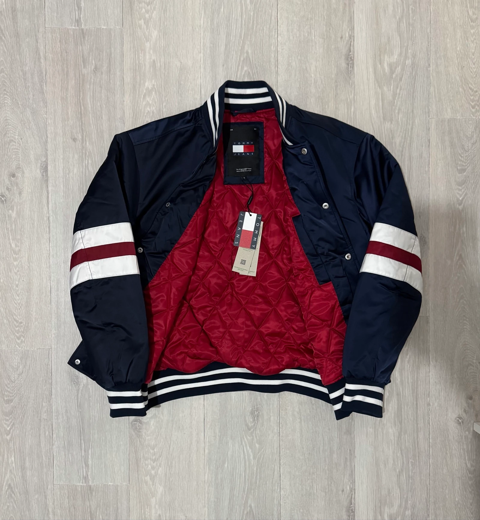 Authentic Tommy Hilfiger bomber jacket new size S – photo 3